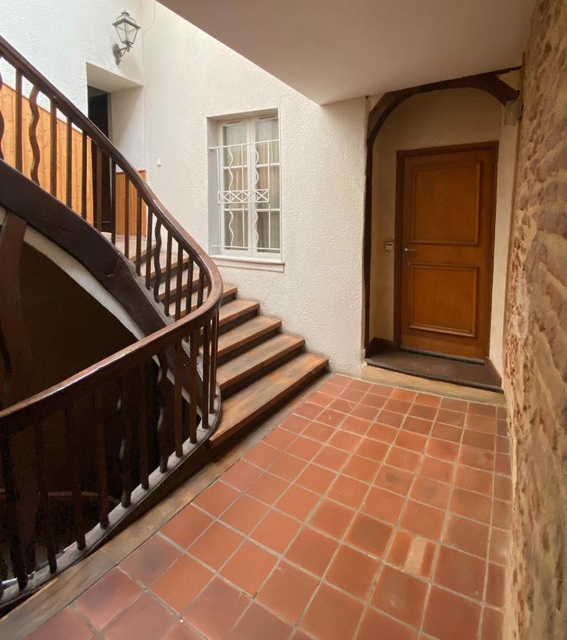 Appartement A Deux Pas à Bergerac Extérieur photo